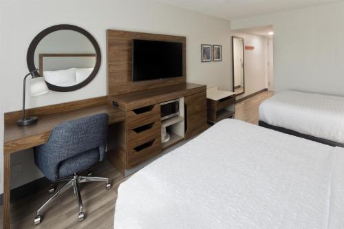Hampton Inn & Suites Lanett/West Point - image 29