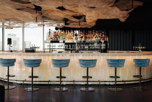 DoubleTree by Hilton Amsterdam Centraal Station - image 36