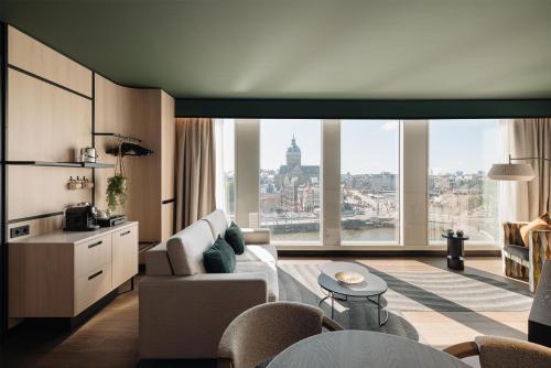 DoubleTree by Hilton Amsterdam Centraal Station - image 21