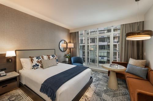 2 double beds