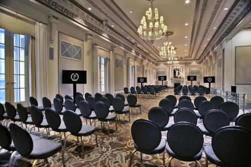 The Palmer House Hilton - image 23
