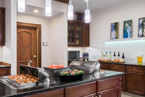 Homewood Suites by Hilton Buffalo-Amherst - image 35