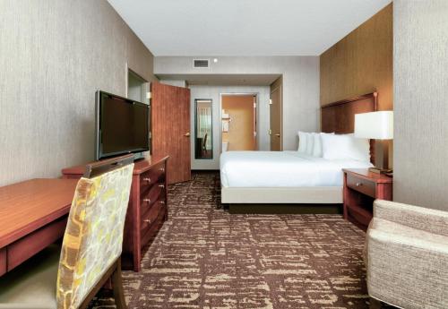 Embassy Suites by Hilton Dallas Frisco Hotel & Convention Center - image 24
