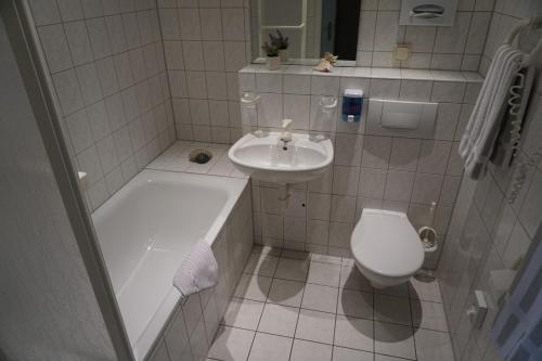 Parkhotel Seeblick - image 10