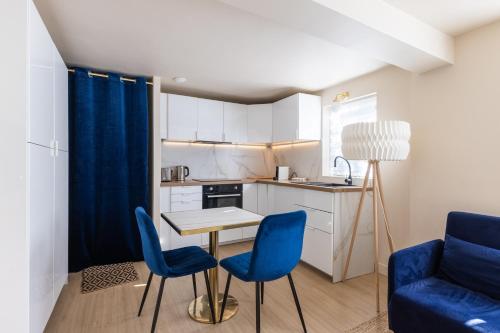 virtuve, Le Cocoon - Avec jardin de 900m2 in Vaucresson