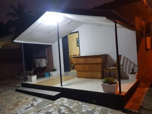 2 CHAMBRES SALON MEUBLé (2 CHAMBRES SALON MEUBLe) in ยามอสเซาโกร