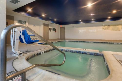 Hilton Garden Inn Fort Worth/Fossil Creek - image 39