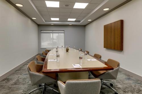 Hilton Garden Inn Fort Worth/Fossil Creek - image 20