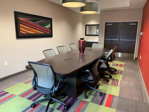 Home2 Suites by Hilton Fort Smith - image 5