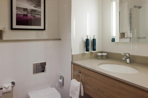 DoubleTree by Hilton Glasgow Central Room Type - Twin Room