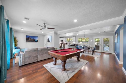 Htown Home Nr Med Center, Nrg Games Yard Bbq in Houston, USA