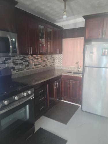Cozy apartment in the cool hills of Hellshire in Hellshire