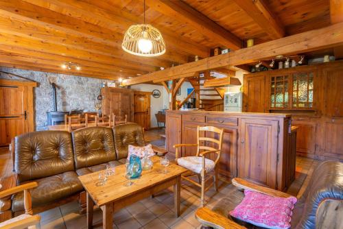 Grand gîte la panouse en margeride (Grand gite la panouse en margeride) in Grandrieu