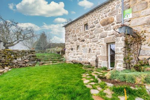 Gîte castel cailloux gîte à louer Fraissinet-de-Lozère