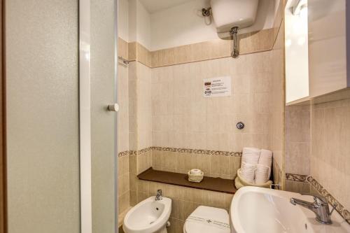 Trastevere Rooms - image 10