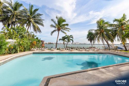 Increíble vista Laguna en Zona Hotelera 2BD, Cancún