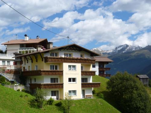 Cozy apartment with a beautiful view in Kappl, Österreich