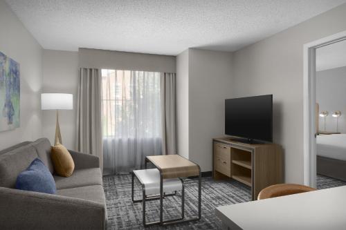 Homewood Suites by Hilton Huntsville-Village of Providence - image 37