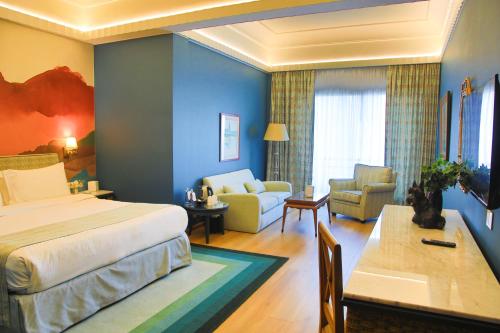 room detail thumbnail 0