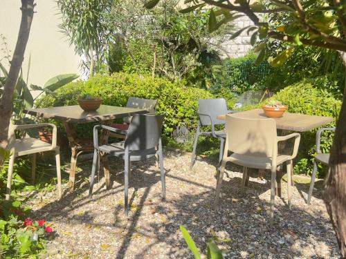 Apartment Dora 2, beach apartment in Tivat