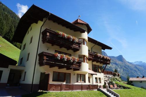 Adlerhof – khách sạn tại Biedere