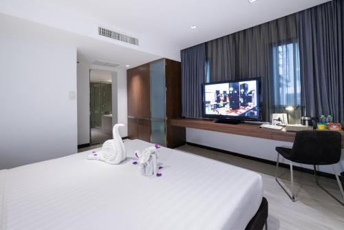 room detail thumbnail 0