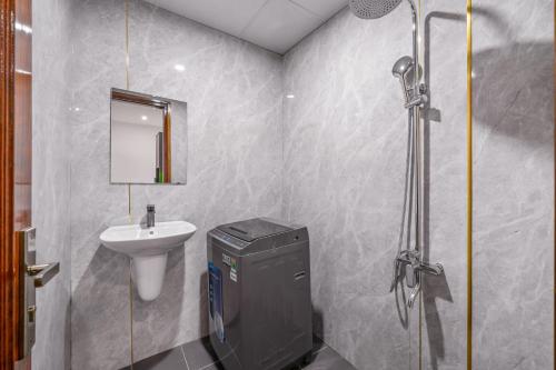 GG Hotel and Apartment - image 5
