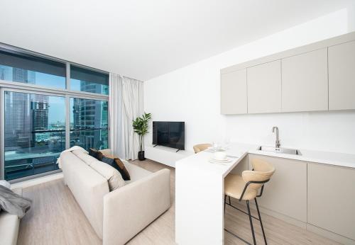 Stunning Studio Apartment in JLT near Metro - image 8