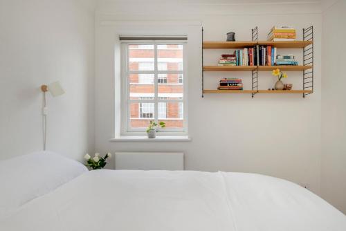 Veeve - Modern by the Market - image 10