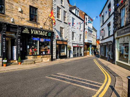 Θέα, Hexham Town Centre, Market Place View in Χέξαμ