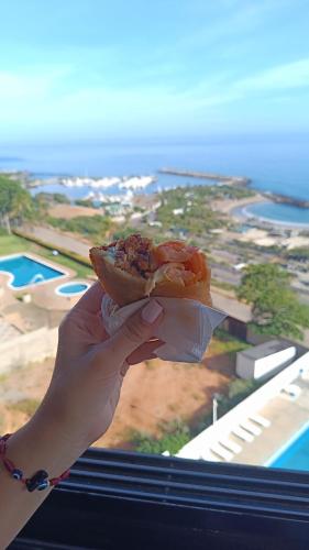 Amazing apt ocean view, 10 min Airport in Maiquetía