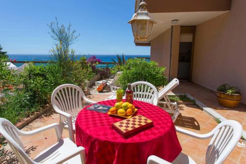 95C - 2P terrasse vue mer et parking