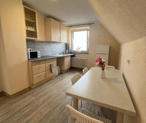 Pension Highway - Lohne Lohner Straße 111 - Porta Westfalica