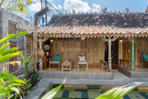 TwoSpaces Living at Kayu Beach Villa, Nusa Dua Beach 2
