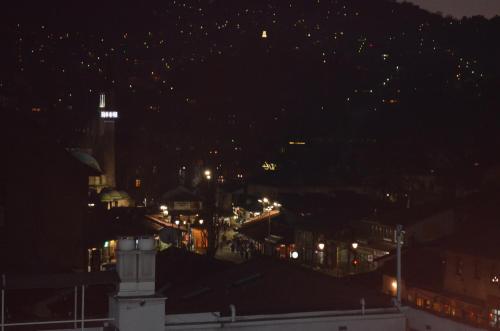 B&B Berr - image 7
