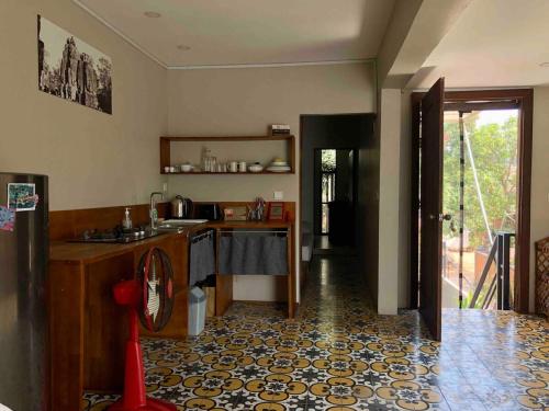 Luna House Container flat private swimming pool - image 5