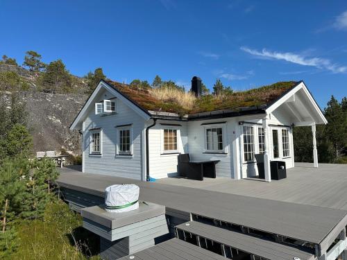Efjord Panorama Lodge, Spectacular View and Jaccuzi in Tysfjord