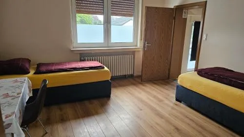 Pension Highway 3 - Ferienwohnung Löhne Johanneskamp 11 in Löhne, Deutschland