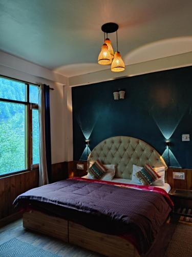 1 queen bed