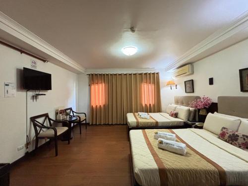 room detail thumbnail 1