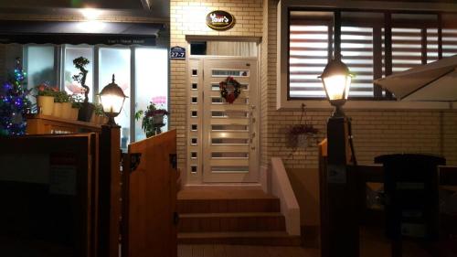 Yours Guesthouse in Tongyeong