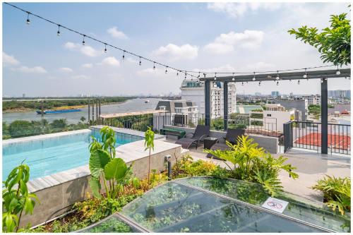 Basen, Nu Home - Green Oasis Rooftop Garden - Thao Dien near Binh Quoi Village