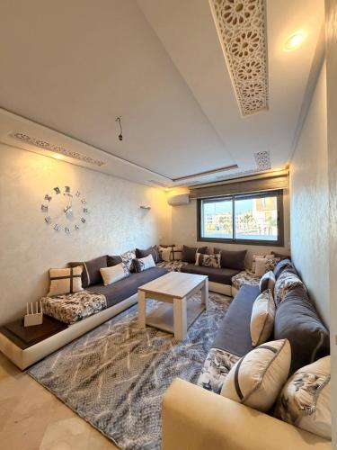 Spacious Sunny family apartment - Central Agadir in Hay El Farah