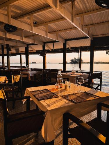 Restaurant, Chobe House Villa and Chalets in Kasane