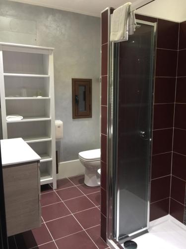 Triple Room image 9