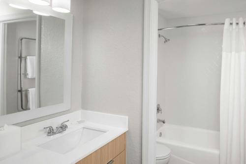 TownePlace Suites by Marriott Fort Lauderdale Weston - image 38