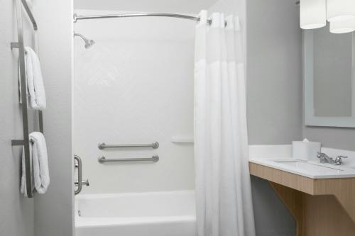 TownePlace Suites by Marriott Fort Lauderdale Weston - image 40