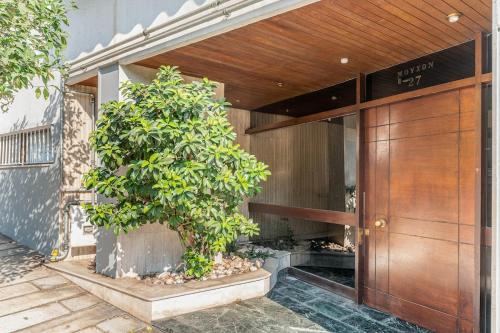 Unique Spacious new 3BDR apt in Mouson/Filopappou - Tap to explore photos
