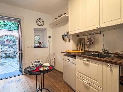 virtuve, Holiday Home Laura - DOL281 by Interhome in Dolcedo