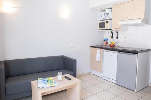 кухня, Comfort Aparthotel Frejus La Tour de Mare in Фрежус